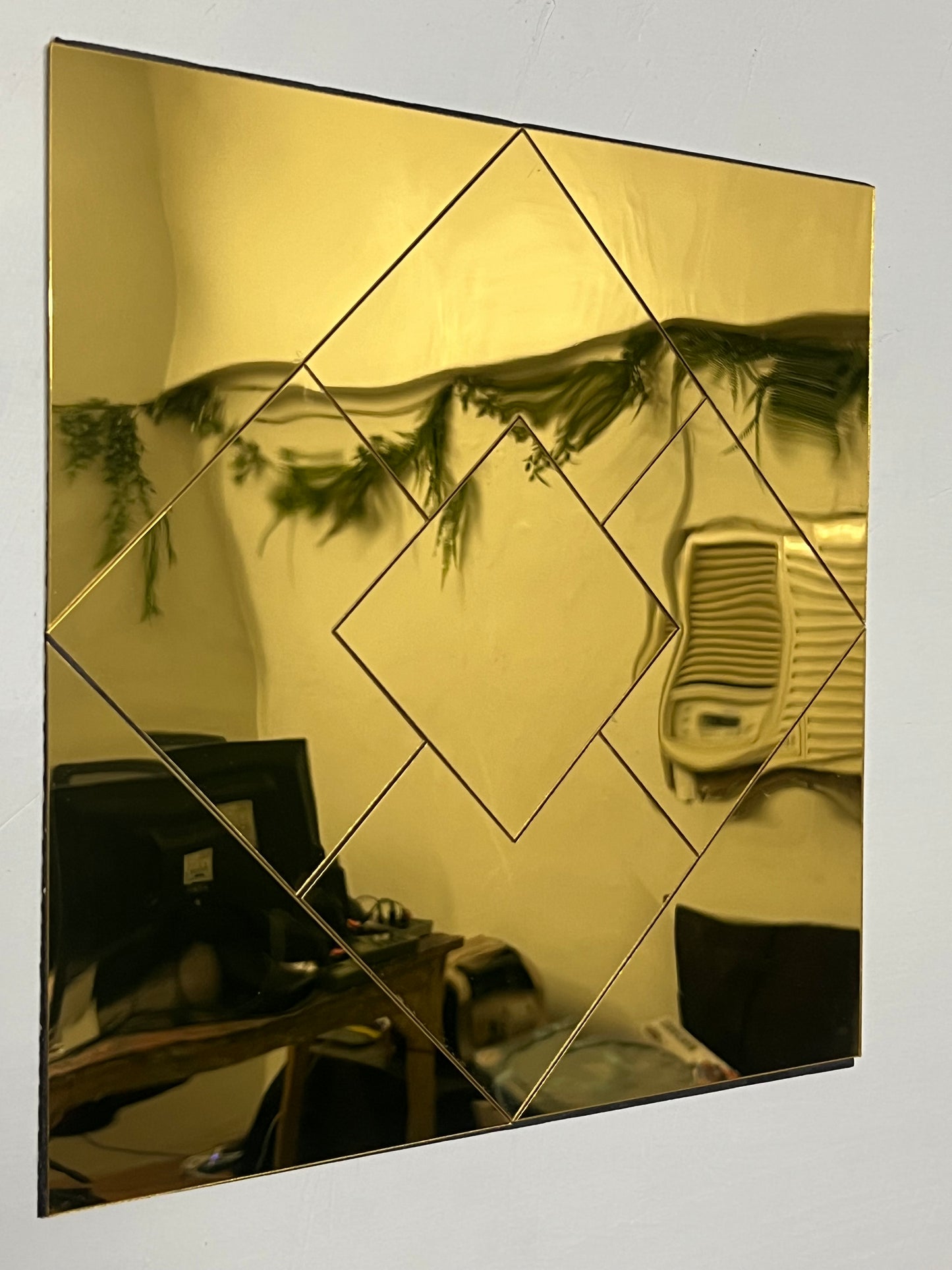 Acrylic Mirror Wall Sticker for Room Decor 30x30 CM Self Adhesive