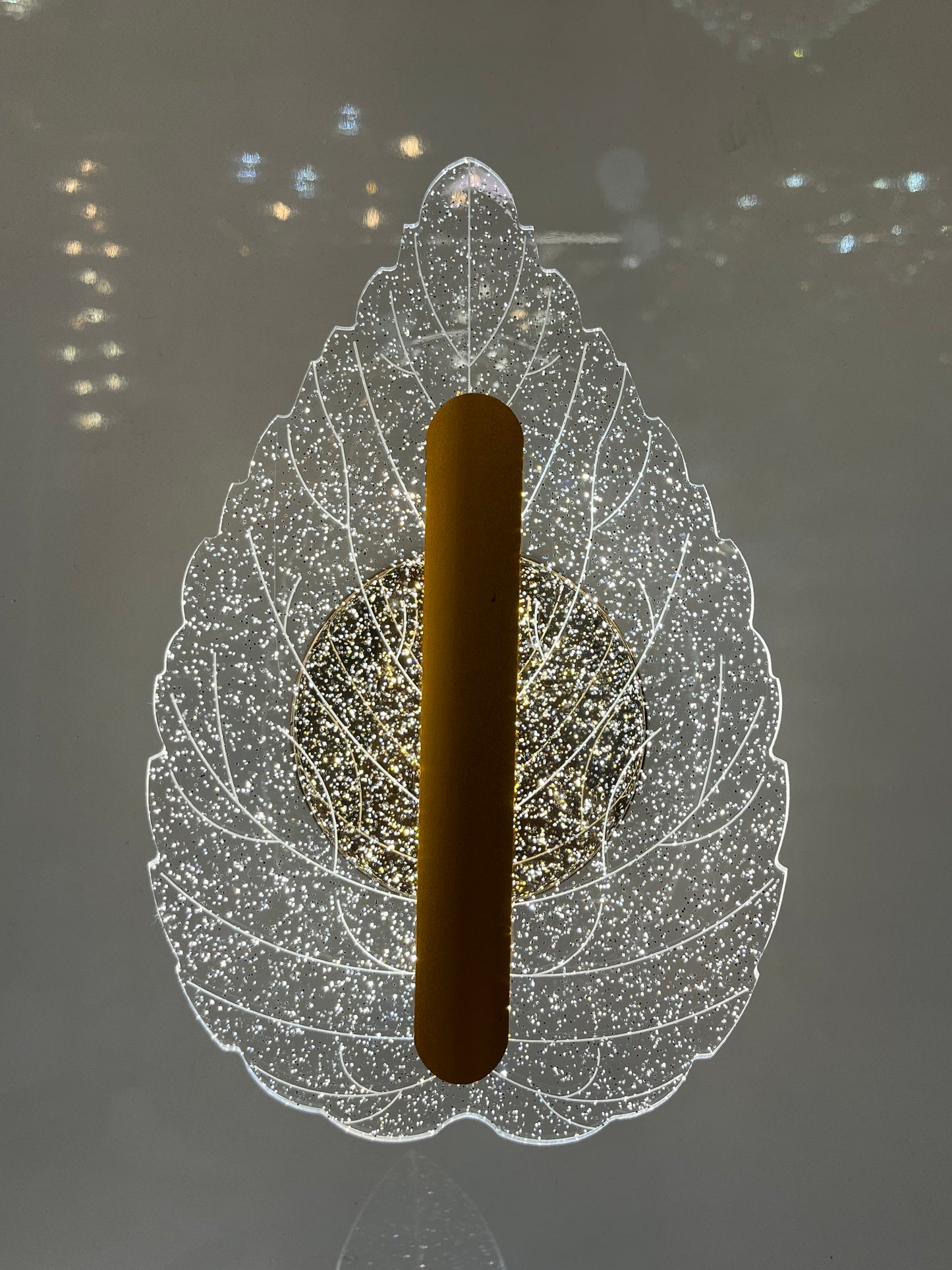 Paan Leaf Wall Lamp