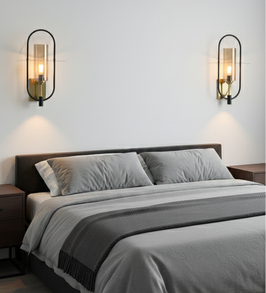 Antique Black and Golden Wall Light | 978-1W