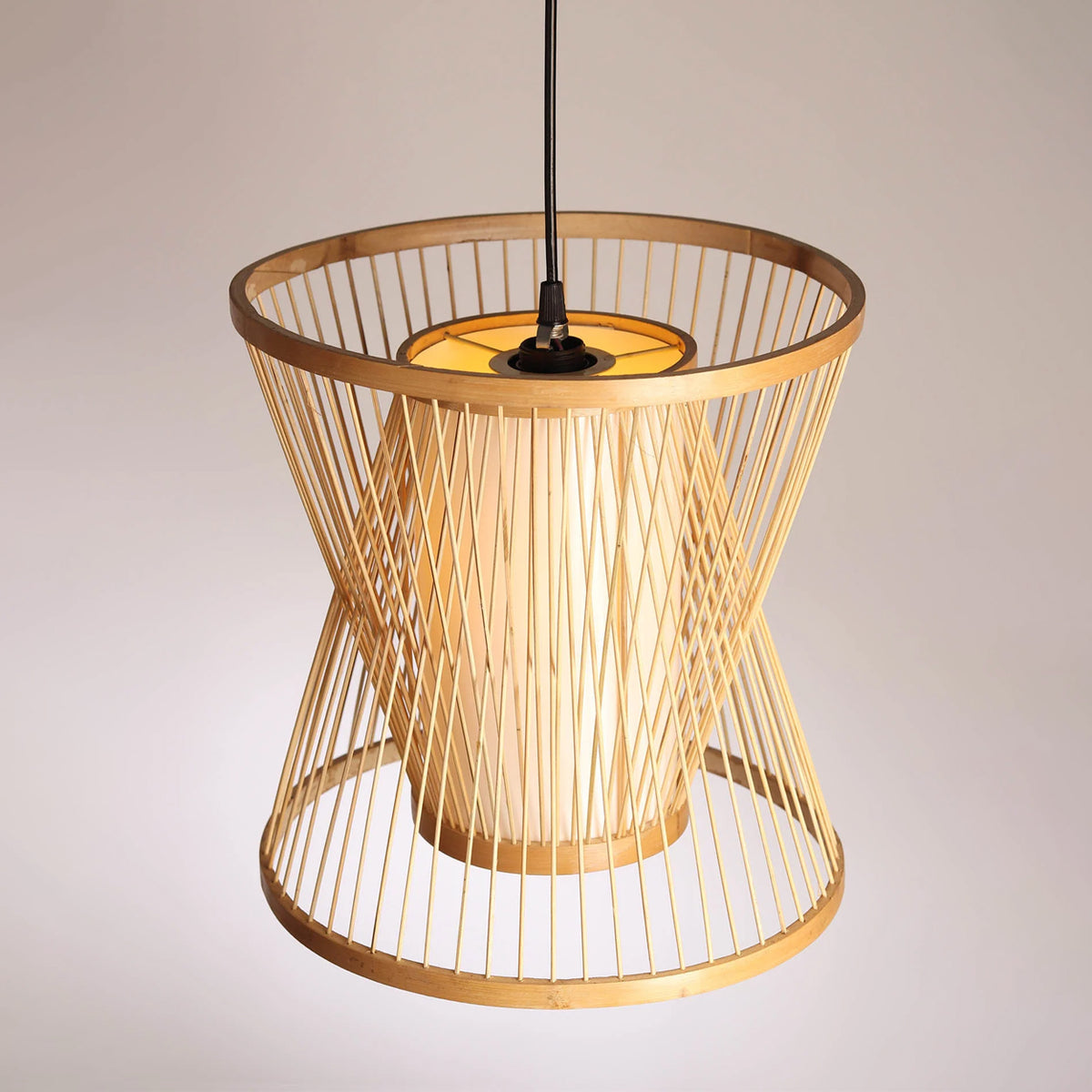 NATURAL BAMBOO CANE AND FABRIC PENDANT LIGHT | 6018-1P