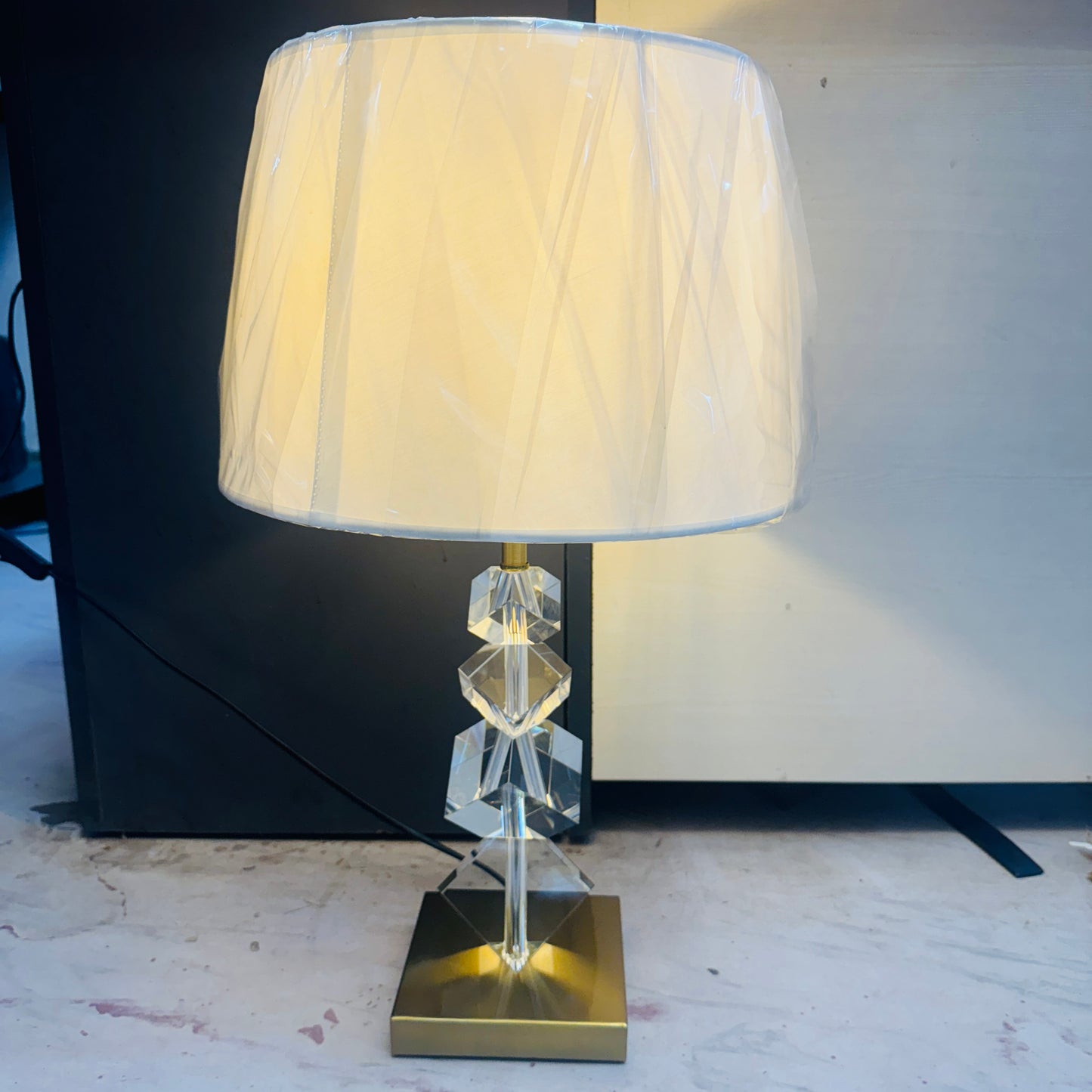 Table Lamp G9081