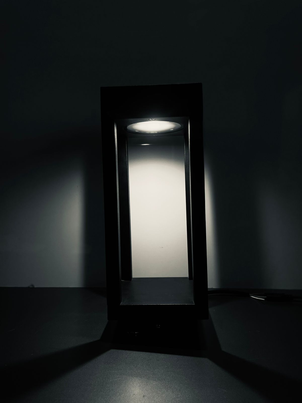 Lumi Frame Outdoor LED Bollard Gate Light