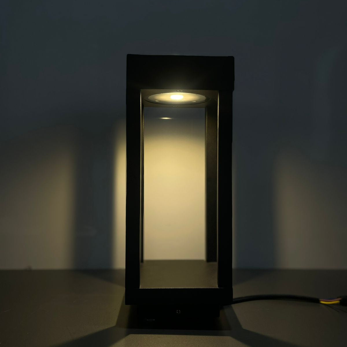 Lumi Frame Outdoor LED Bollard Gate Light