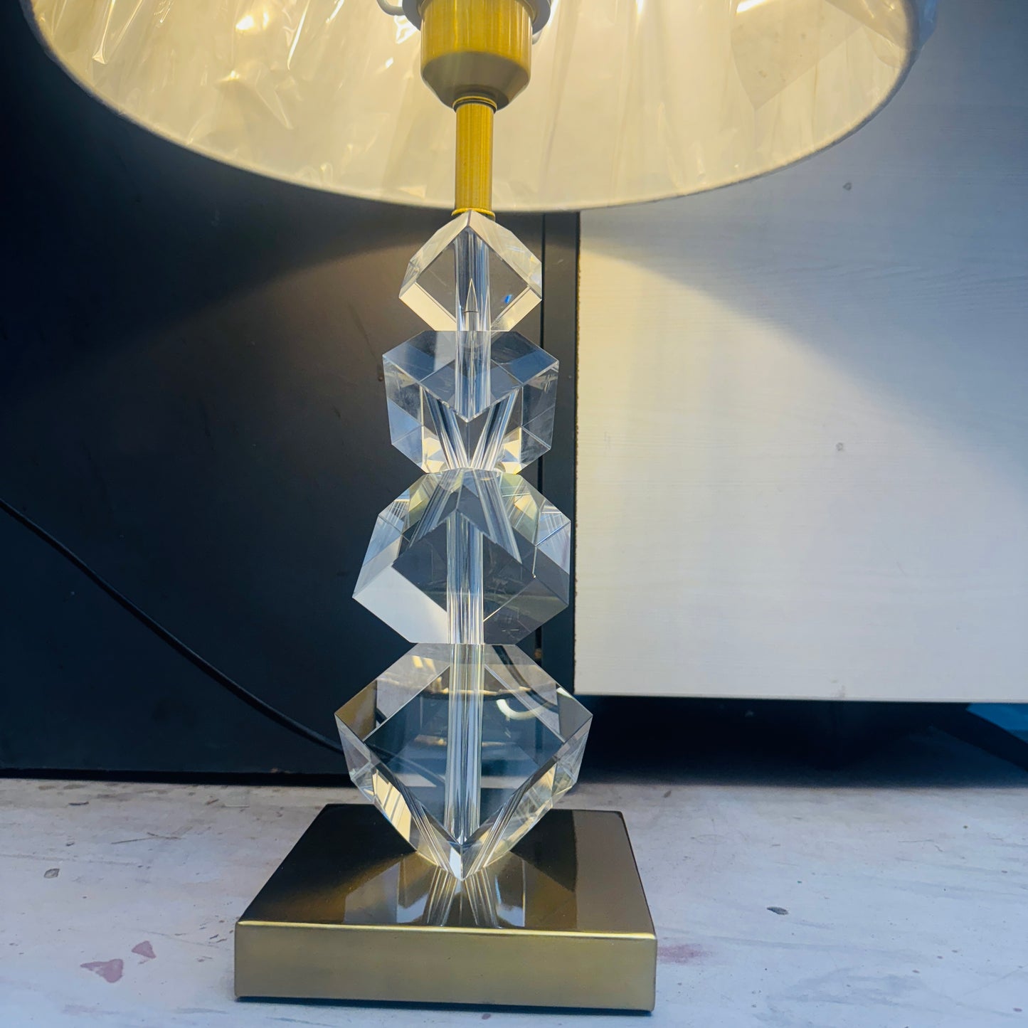 Table Lamp G9081
