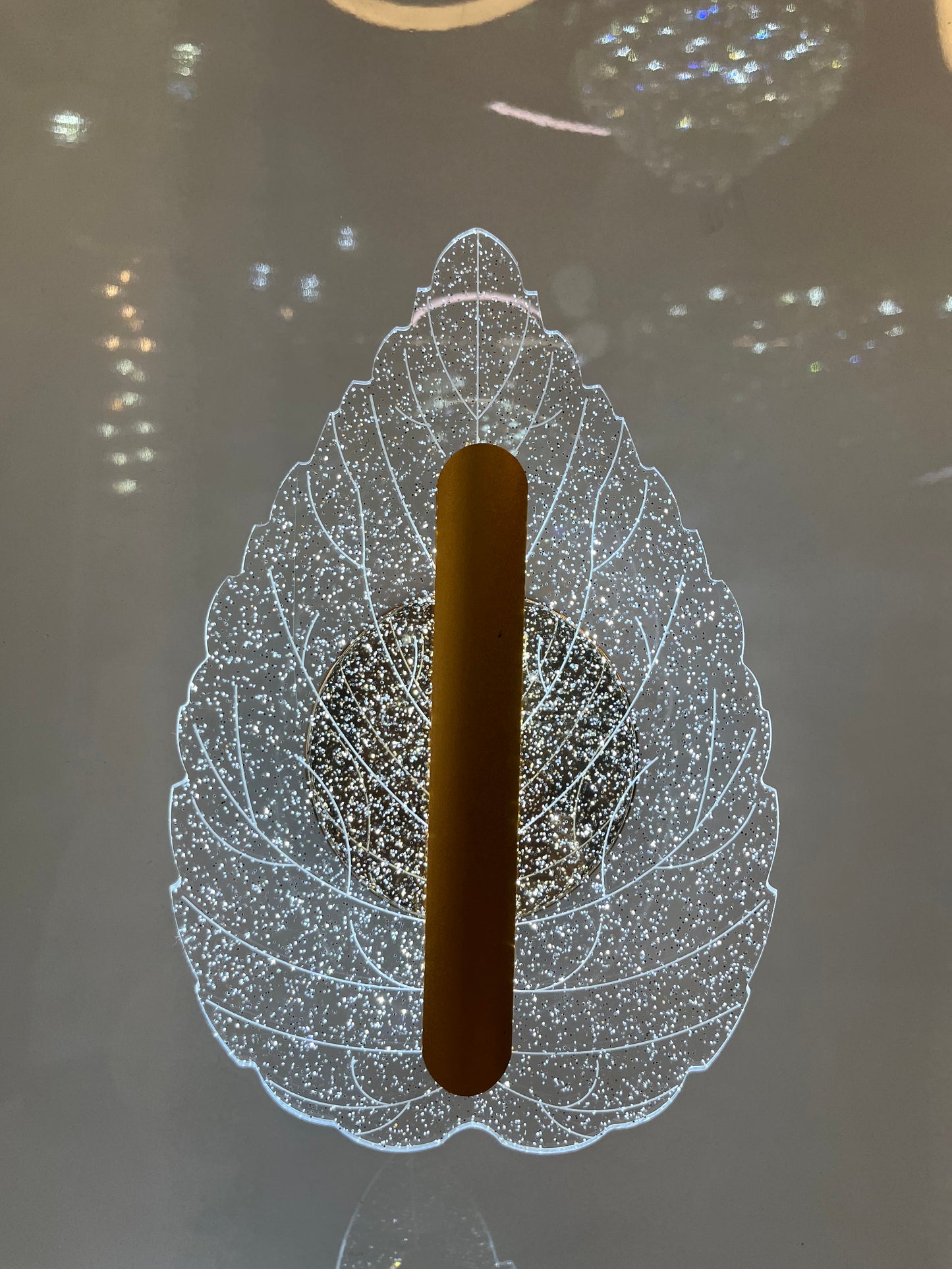 Paan Leaf Wall Lamp