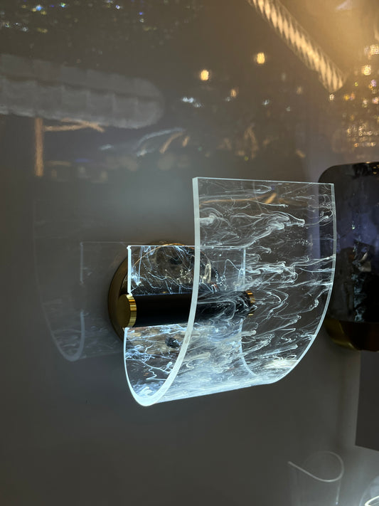 Curved Acrylic Wall Light |G04-24