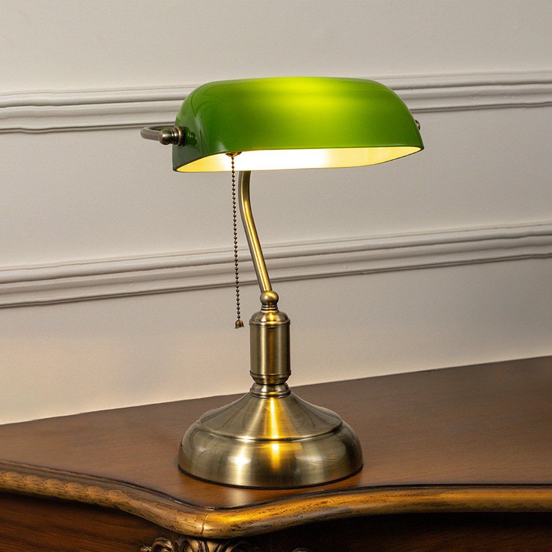 Retro Classic Green Table Lamp | 8688