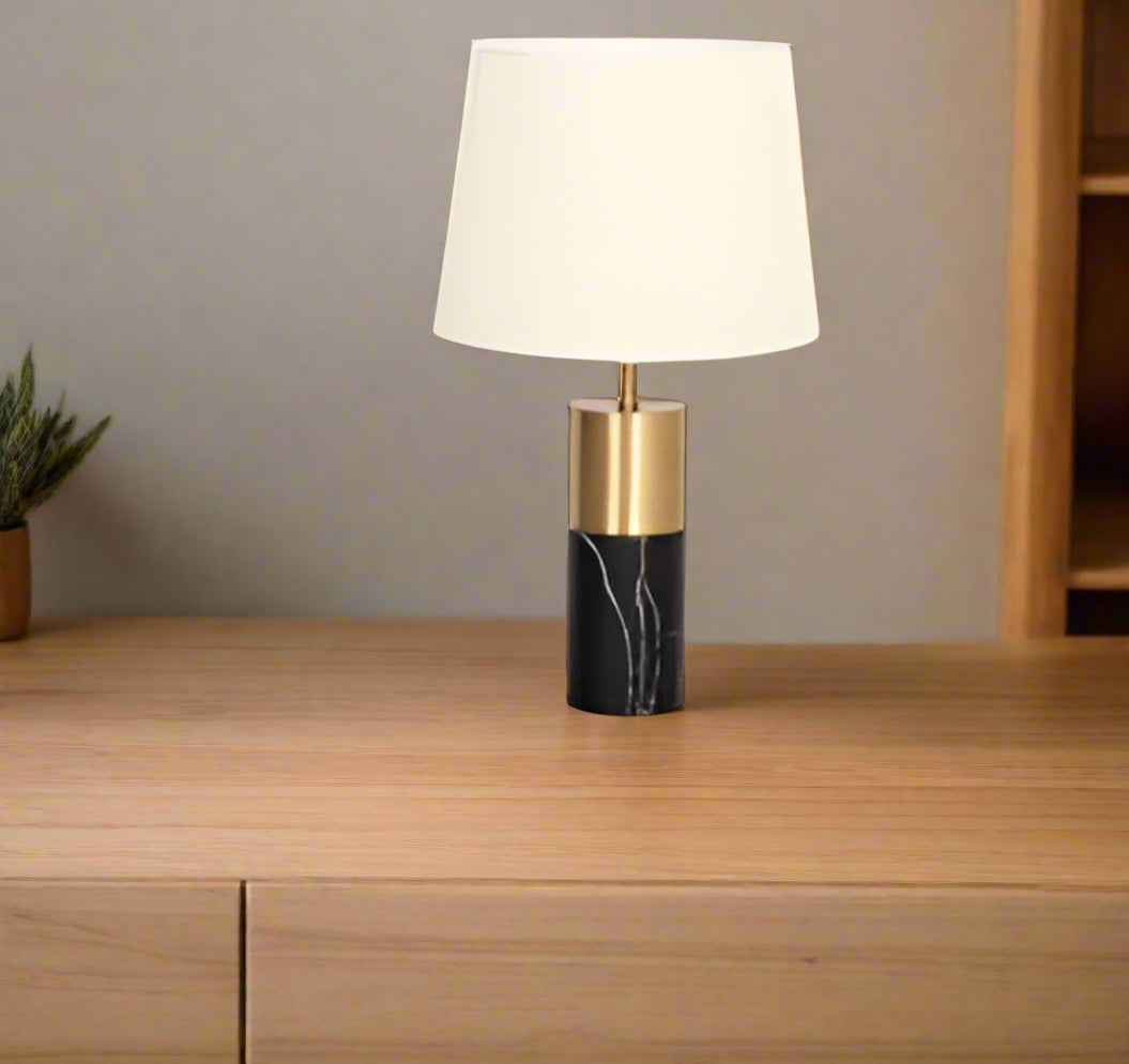 Table Lamp Model LZ8002