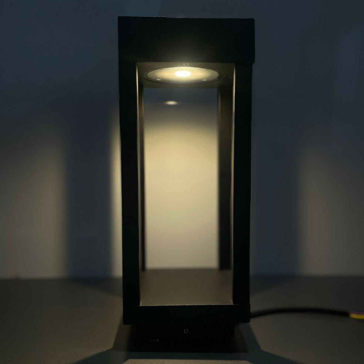 Lumi Frame Outdoor LED Bollard Gate Light